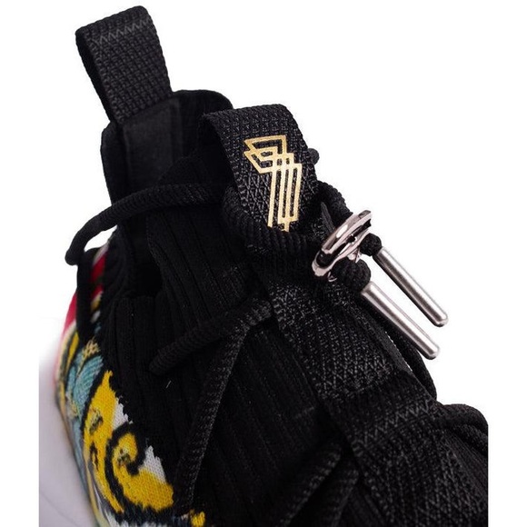 Triple 7 Notorious Racer shoe — tie dye mural pattern with chunky white base - Picture 3 of 14